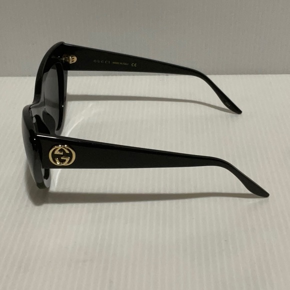 Woman’s Gucci sunglasses GG0895S cat eye black frame made in Italy - Picture 4 of 8